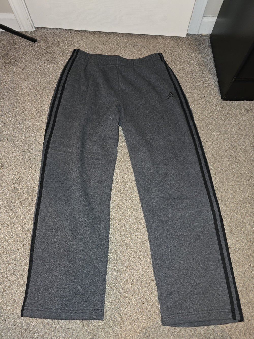 Adidas Men's Gray Track Wide Leg Baggy Pants with Black Side Stripes Size Xl
